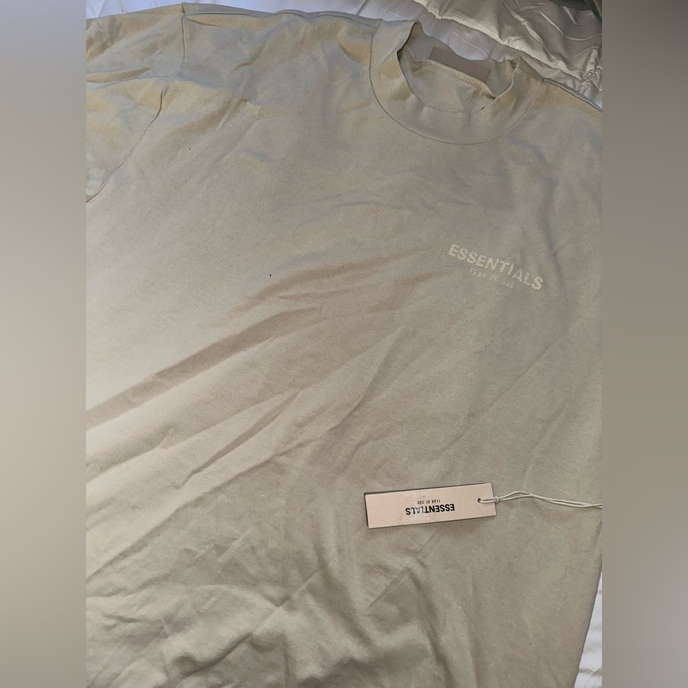 FEAR OF GOD ESSENTIALS